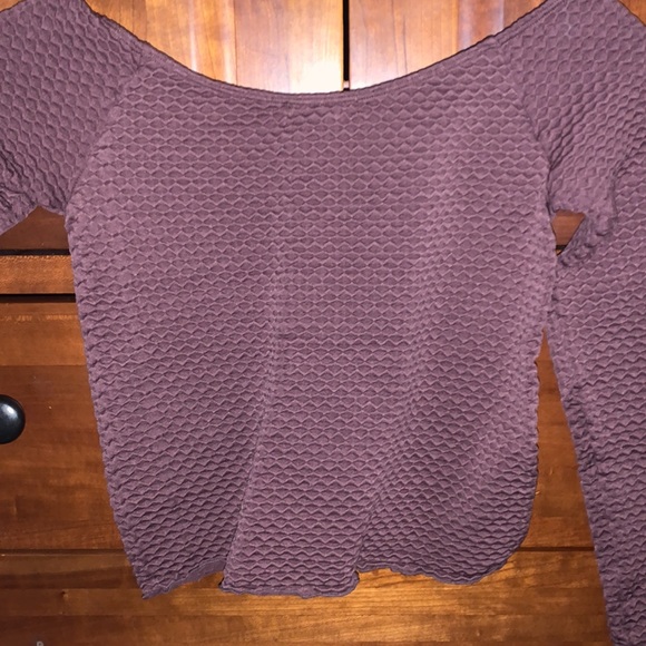 Dynamite movie off the shoulder long sleeve. - Picture 3 of 3